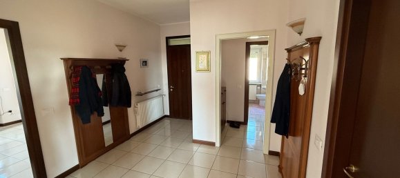3 rooms Apartment in Udine, Italy No. 73945 13