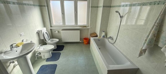 3 rooms Apartment in Udine, Italy No. 73945 18