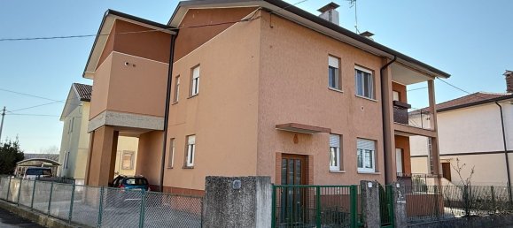 3 rooms Apartment in Udine, Italy No. 73945 10