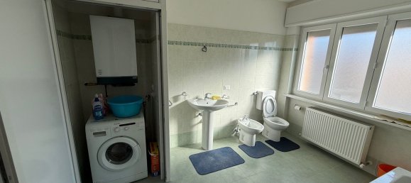 3 rooms Apartment in Udine, Italy No. 73945 20