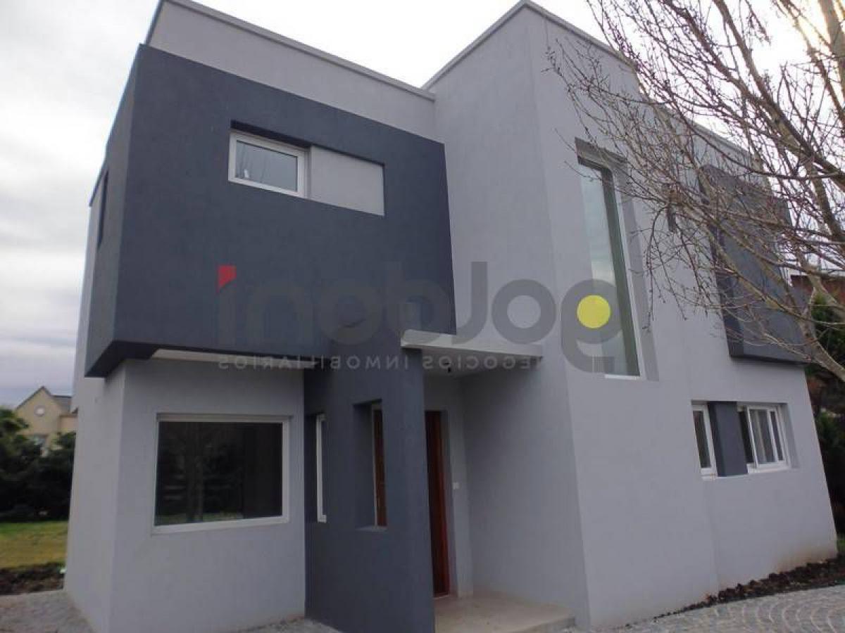 3 غرف نوم منزل في Berazategui, Argentina رقم 67439