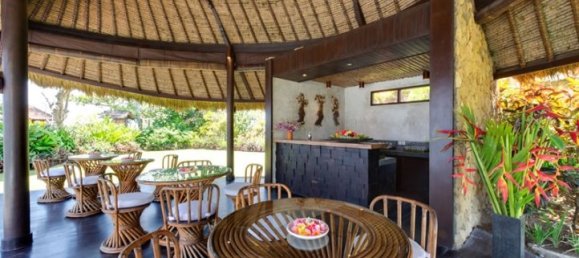 5 Schlafzimmer Villa in Canggu, Indonesia, Nr. 2927 3