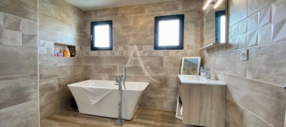 Casa de 3 dormitorios en Le Controis-en-Sologne, France No. 76734 8