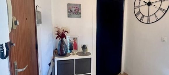 1 bedroom Apartment in Marseille, France No. 278618 2