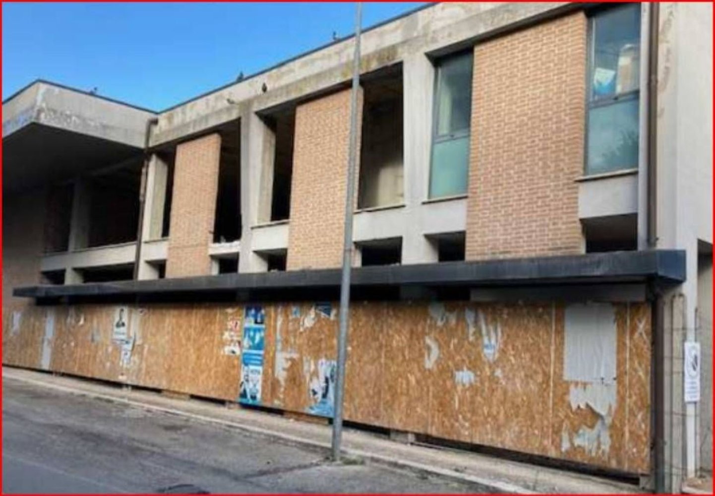 82m² Office in Grottazzolina, Italy No. 183113