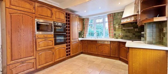 4 Schlafzimmer Haus in Park Langley, United Kingdom, Nr. 1117 6