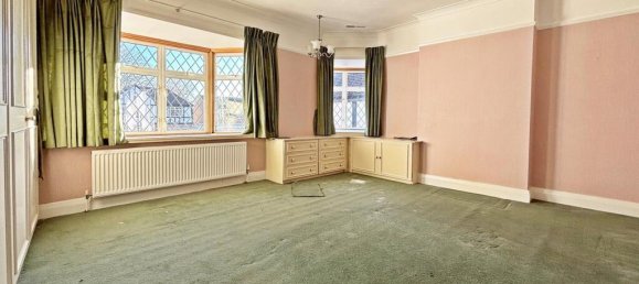 4 Schlafzimmer Haus in Park Langley, United Kingdom, Nr. 1117 9