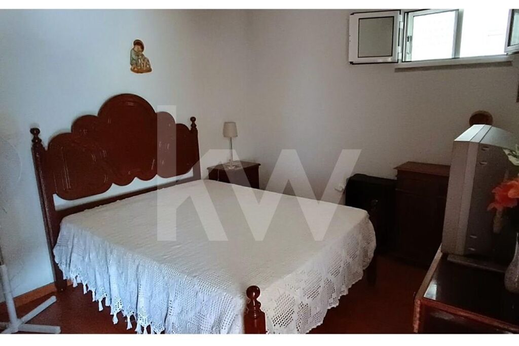 2 bedrooms House in Cambres, Portugal No. 50206