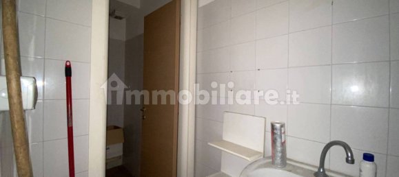 2 rooms Commercial property in Bari, Italy No. 261854 14