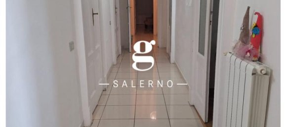 Apartamento de 7 habitaciónes en Salerno, Italy No. 7325 3
