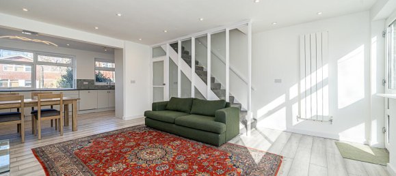 4 bedrooms House in Ealing, United Kingdom No. 14127 4