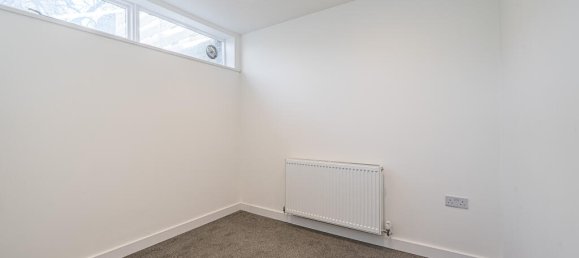 4 bedrooms House in Ealing, United Kingdom No. 14127 10