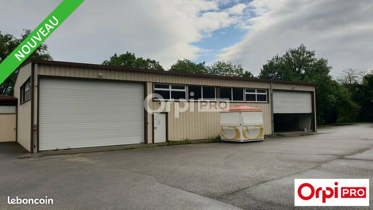 Propiedad comercial en Romans-sur-Isere, France 395 m² No. 301943