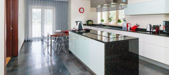 5 bedrooms House in Maceira, Portugal No. 144801 12