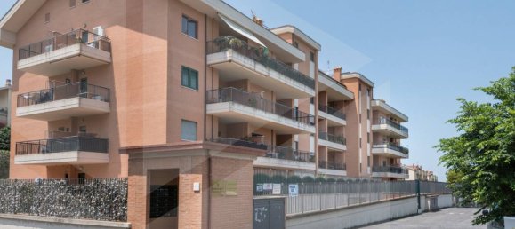 4 rooms Apartment in Marino, Italy No. 20802 3