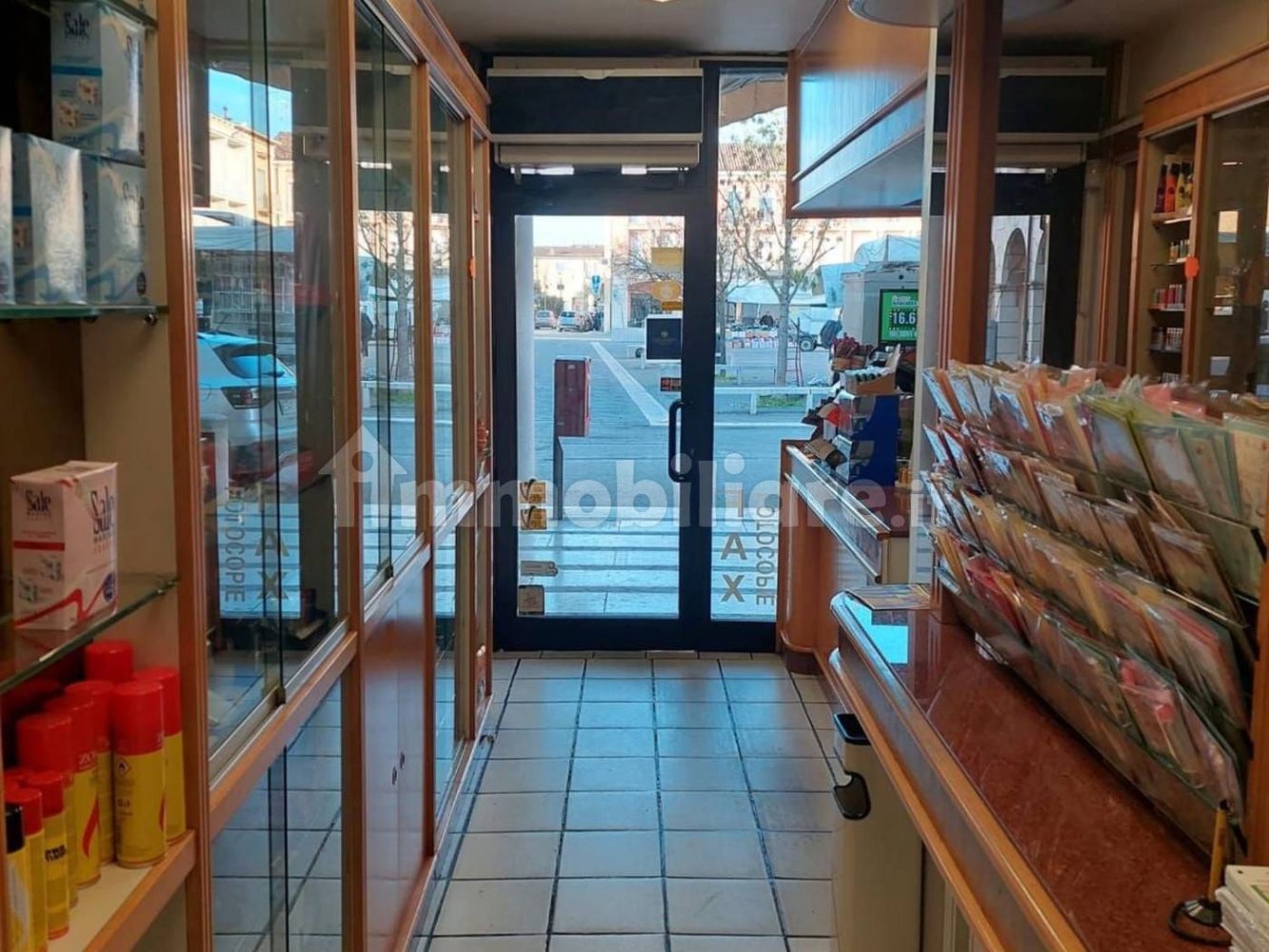 30m² Commercial property in Fusignano, Italy No. 315833