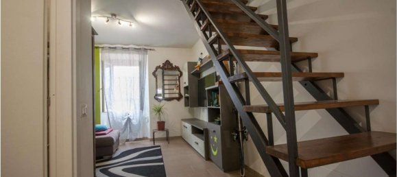 2غرفة شقة في Bregnano, Italy رقم 283426 4