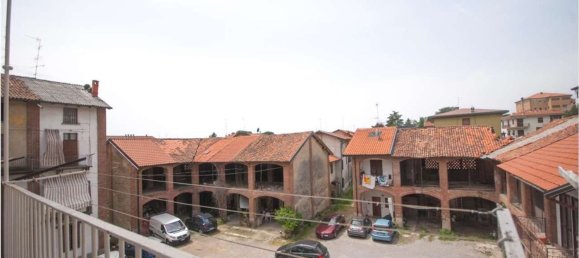 2غرفة شقة في Bregnano, Italy رقم 283426 12