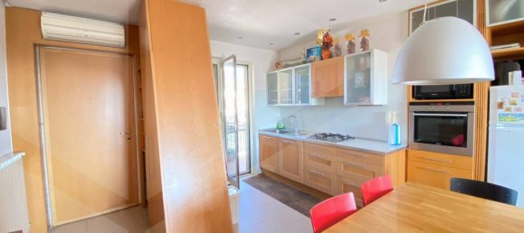 Квартира с 3 комнатами в Джульяно ин Кампанья, Италия № 34472 4