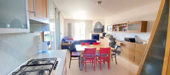 Квартира с 3 комнатами в Джульяно ин Кампанья, Италия № 34472 5