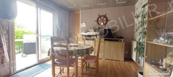 3 Schlafzimmer Haus in Petiville, France, Nr. 353896 4