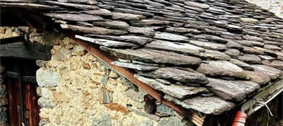 2 bedrooms House in Pont Saint Martin, Italy No. 341338 3