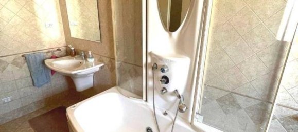 6-Zimmer Wohnung in Imola, Italy, Nr. 40477 8