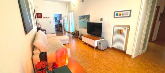 6-Zimmer Wohnung in Imola, Italy, Nr. 40477 3