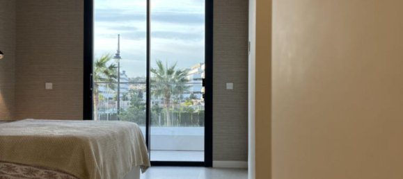 Квартира с 4 спальнями в Торремолинос, Испания № 173023 24