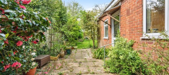 3 bedrooms House in Guildford, United Kingdom No. 10560 28