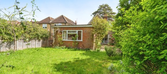 3 bedrooms House in Guildford, United Kingdom No. 10560 39