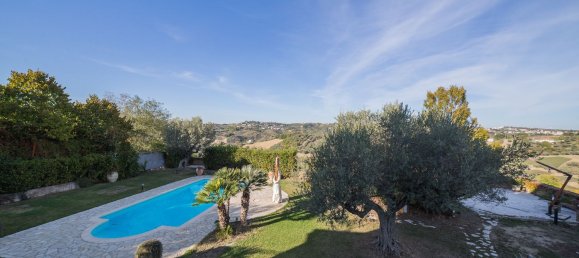 22 rooms Villa in Spoltore, Italy No. 70189 16