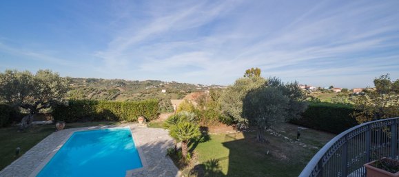 22 rooms Villa in Spoltore, Italy No. 70189 15