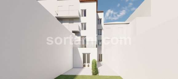 551m² Building in Porto, Portugal No. 143074 7