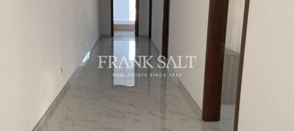 Apartamento T3 em Qormi, Malta N.º 4994 2