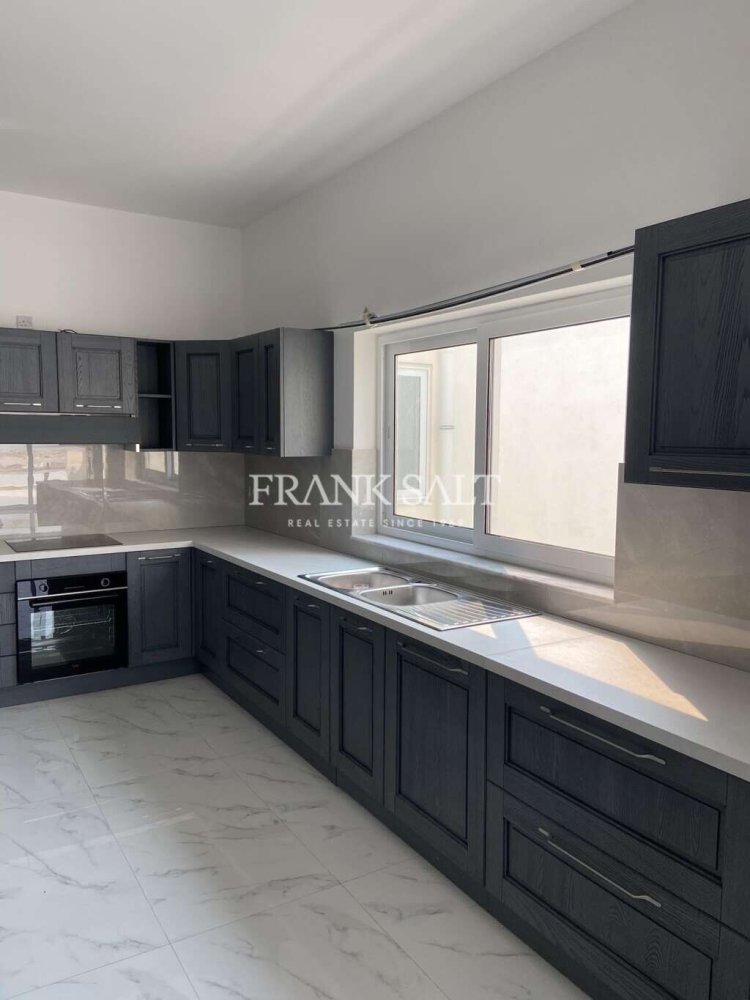 Apartamento T3 em Qormi, Malta N.º 4994