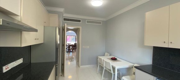 Apartamento de 3 dormitorios en Pyrgos, Cyprus No. 768 5
