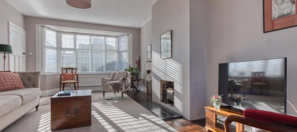 4 bedrooms House in Taunton, United Kingdom No. 13553 6