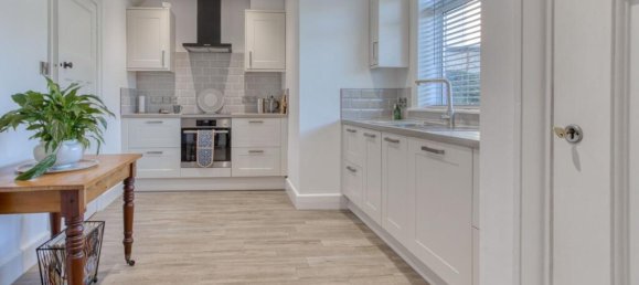 4 bedrooms House in Taunton, United Kingdom No. 13553 4