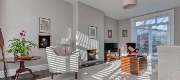 4 bedrooms House in Taunton, United Kingdom No. 13553 3