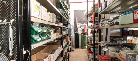 Propriété commerciale à Martinsicuro, Italy 129m² No. 180811 12