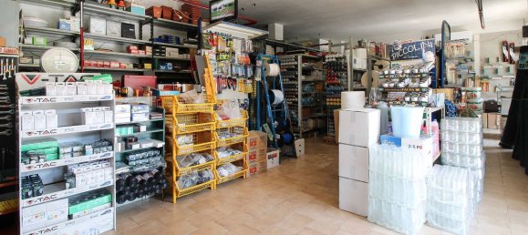 Propriété commerciale à Martinsicuro, Italy 129m² No. 180811 6