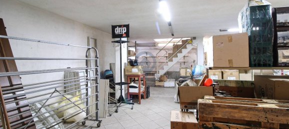 Propriété commerciale à Martinsicuro, Italy 129m² No. 180811 17