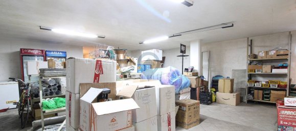 Propriété commerciale à Martinsicuro, Italy 129m² No. 180811 15