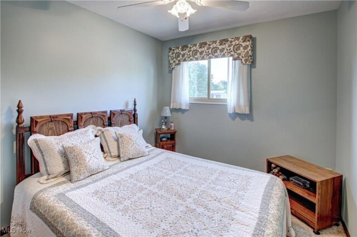 4 bedrooms House in North Royalton, USA No. 406339