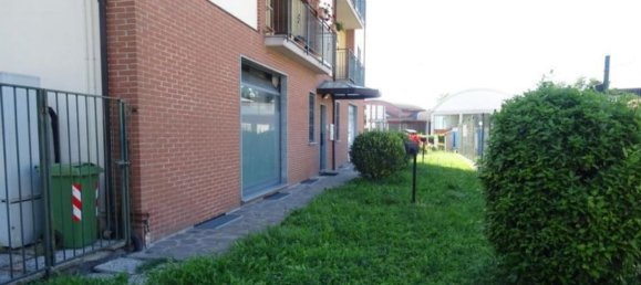 5 rooms Apartment in Broni, Italy No. 122161 4
