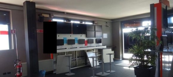 5 rooms Apartment in Broni, Italy No. 122161 8