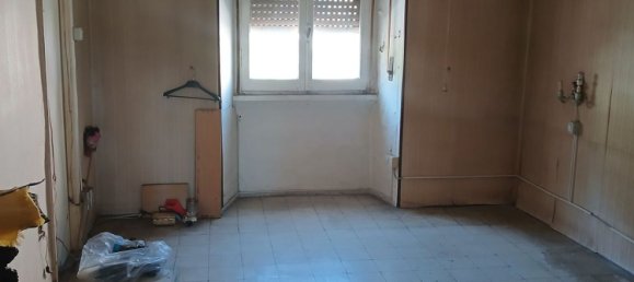 4 rooms Apartment in Campobasso, Italy No. 268942 3