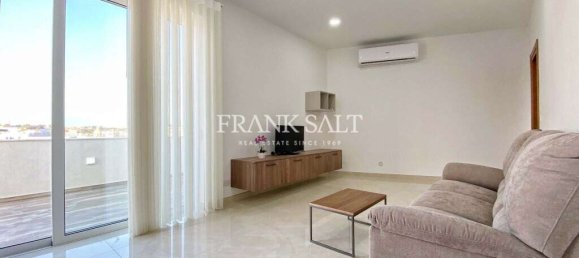 2 bedrooms Penthouse in Marsaxlokk, Malta No. 11106 2