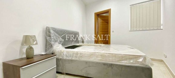 2 bedrooms Penthouse in Marsaxlokk, Malta No. 11106 9